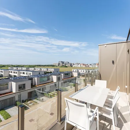 Lichtrijk En Ruim Met Zeezicht - 5p Ostend